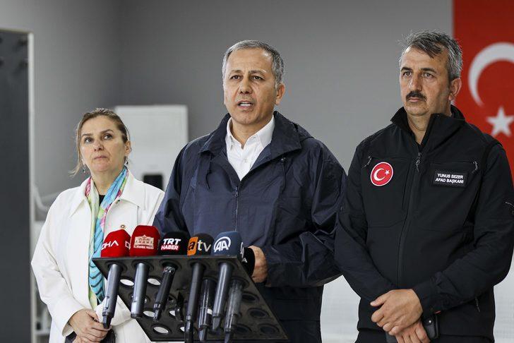 İstanbul Valisi Yerlikaya, selden etkilenen Esenyurt'ta konuştu: G2