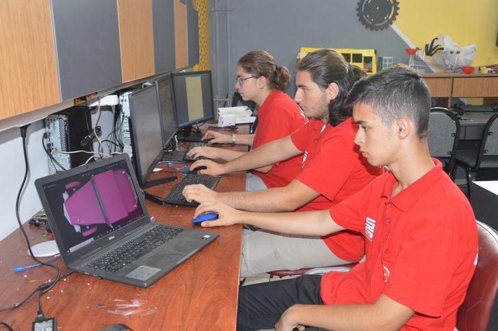 Sakarya BİLSEM, elektrikli aracı "Payidar" ile TEKNOFEST'te derece hedefliyor G4