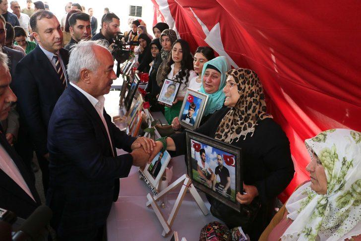 İçişleri Bakan Yardımcısı Mehmet Ersoy, Diyarbakır annelerini ziyaret etti: G2