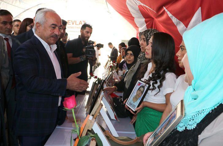 İçişleri Bakan Yardımcısı Mehmet Ersoy, Diyarbakır annelerini ziyaret etti: G5