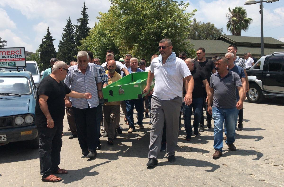 Kazada yaralanan 9 yaşındaki Adana Demirspor Futbol Okulu &ouml;ğrencisi hastanede yaşamını yitirdi