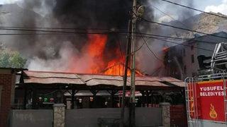 GÜNCELLEME - Artvin'de otelde çıkan yangın söndürüldü