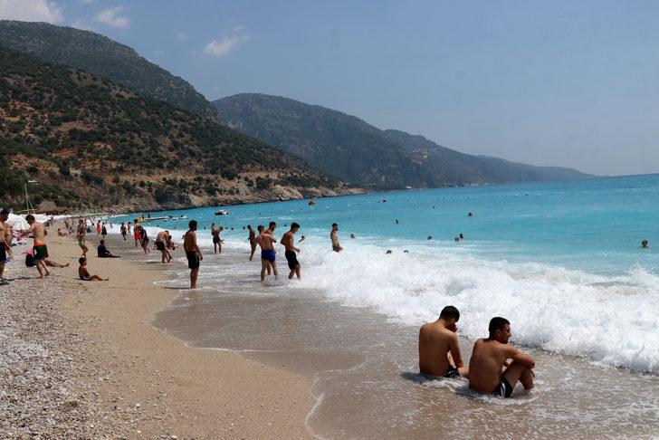 Güney Ege sahillerinde bayram tatili yoğunluğu yaşanıyor G4