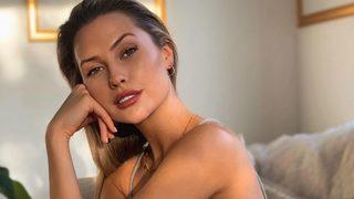 Serdar Ortaç'ın eski eşi Chloe Loughnan bikinili poz verdi! 