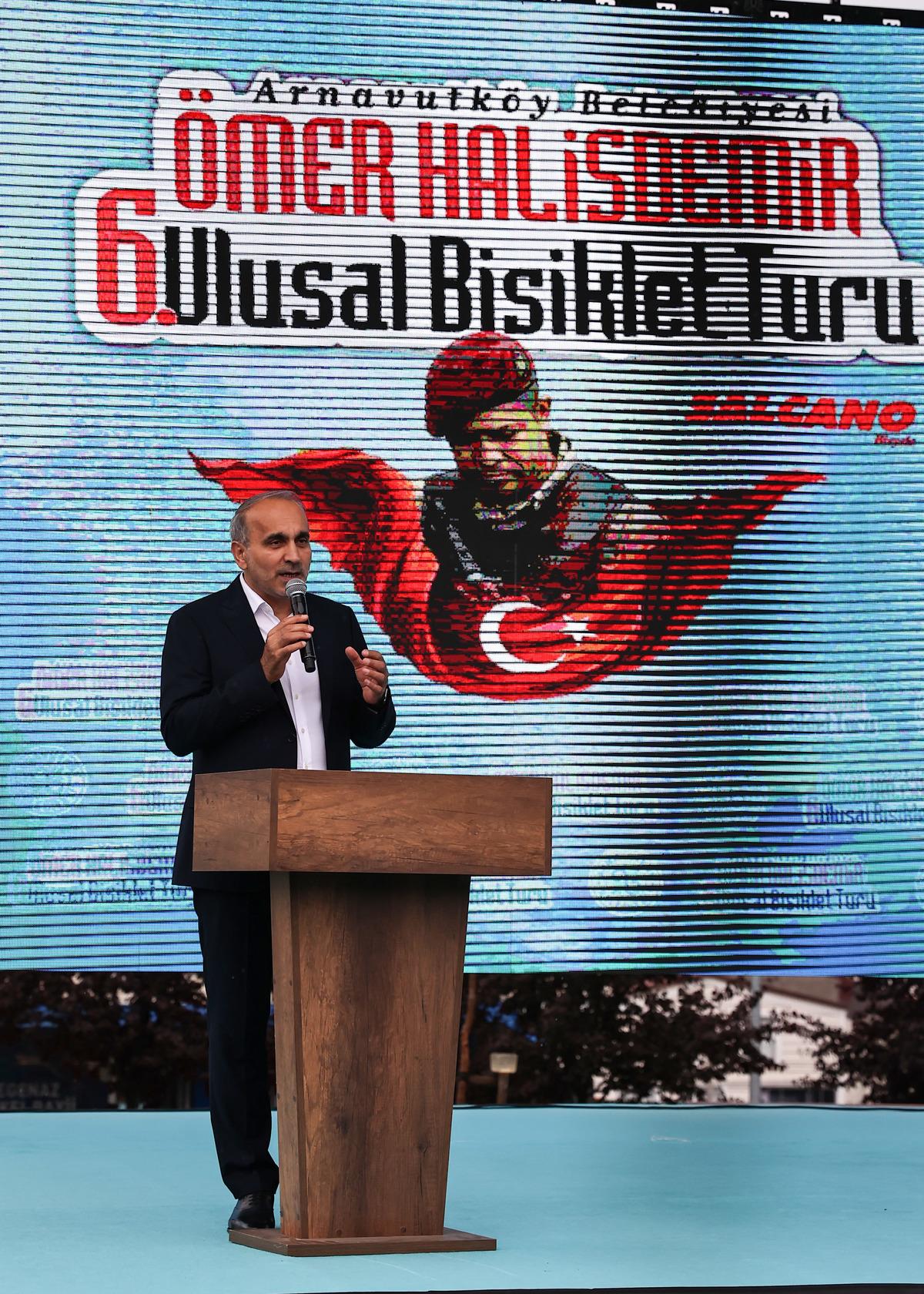 Şehit &Ouml;mer Halisdemir i&ccedil;in İstanbul'dan Niğde'ye pedal &ccedil;evirecekler