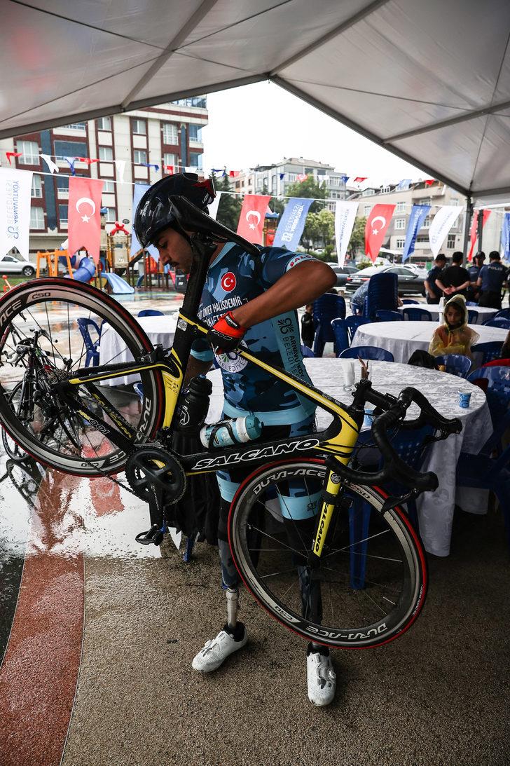 Şehit Ömer Halisdemir için İstanbul'dan Niğde'ye pedal çevirecekler G4