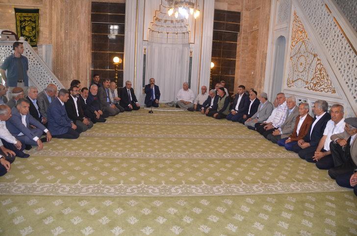 Muş'ta aralarında husumet bulunan aileler barıştırıldı G2