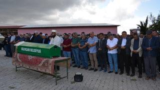 Bilecik'teki selde hayatını kaybeden kadın, son yolculuğuna uğurlandı