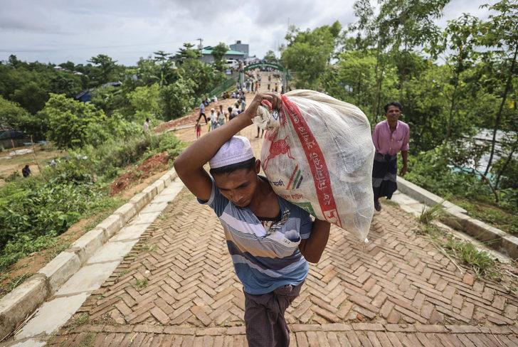 Türkiye Diyanet Vakfı, Bangladeş'te vekalet yoluyla kurban kesimi ve dağıtımına başladı G3