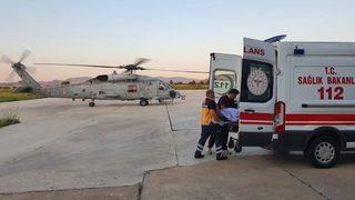 Mehmetçik acil müdahaleye ihtiyaç duyan vatandaşın yardımına helikopterle yetişti