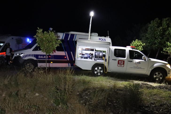 GÜNCELLEME - Adıyaman'da baraj suyuyla debisi yükselen çayda kaybolan gencin cesedine ulaşıldı G3