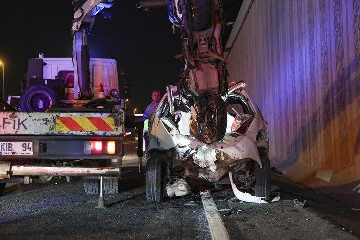 Eyüpsultan'da trafik kazasında 3'ü ağır 5 kişi yaralandı G5