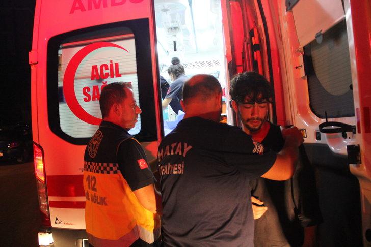 Hatay’da Asi Nehri'ne düşen kadını yoldan geçen iki kişi kurtardı G2