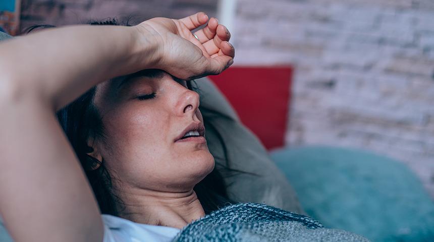 Koronavirüs vakalarında artış, hastaneye başvurular 5 kat arttı! 'Klima çarptı, üşüttüm' diyenler dikkat!