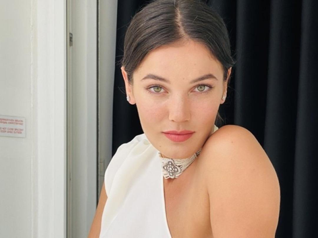 Kaan Yıldırım'la ilişkisi ifşa olan Pınar Deniz'in gen&ccedil;lik fotoğrafı ortaya &ccedil;ıktı! G&ouml;ren inanamadı 