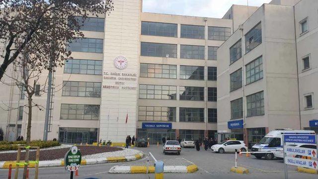 Hastanede dehşet! Doktorla tartıştı, ebe ve hemşireyi darp etti