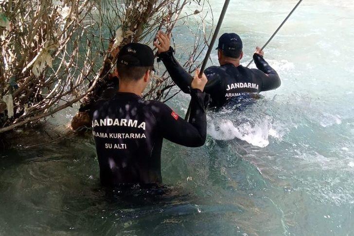 Müküs Çayı'na düşen hemşireyi 130 kişilik ekip arıyor G3