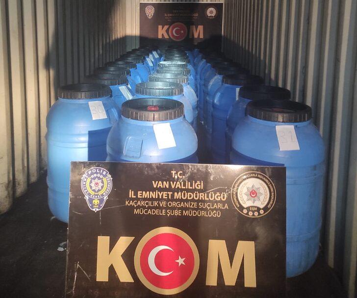 Van'da 5 ton 420 litre sahte içki ele geçirildi G1