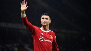 Son dakika transfer haberi: Cristiano Ronaldo Manchester United'dan ayrılacak mı? Erik ten Hag'dan resmi Ronaldo açıklaması! Takımda kalıyor mu?