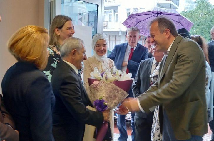 Bakan Yardımcısı Duran, Kocaeli'de bayram ziyaretlerinde bulundu G5