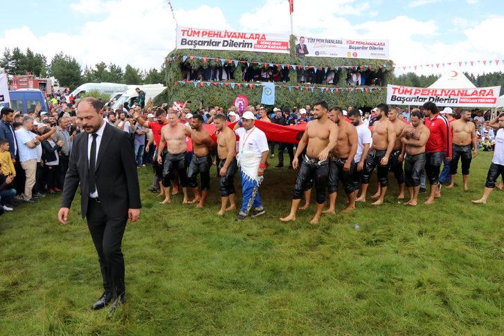 46. Geleneksel Yapraklı Yağlı Güreşleri'nde başpehlivanlığı Cengizhan Şimşek kazandı G4