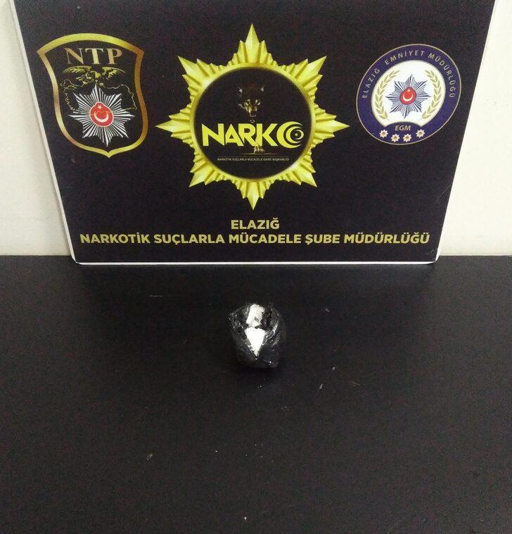 Uyuşturucu operasyonunda gözaltına alınan zanlılardan ikisi tutuklandı G3