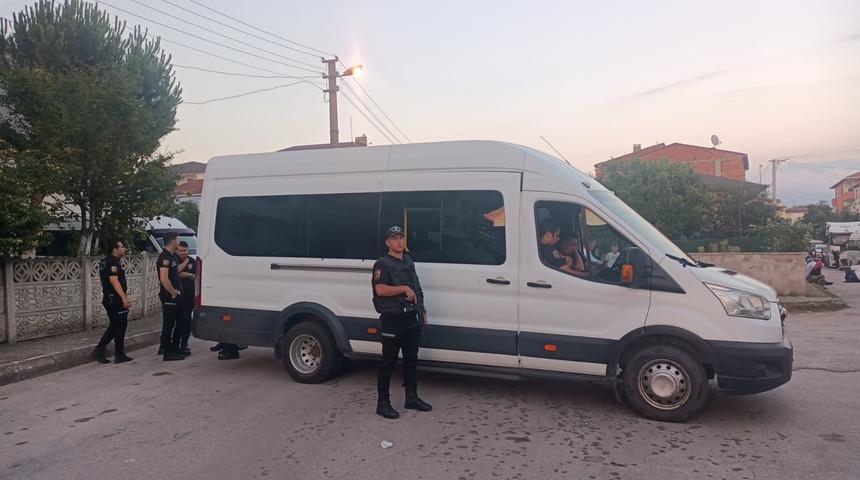 Kocaeli'de husumetli aileler arasında çıkan kavga