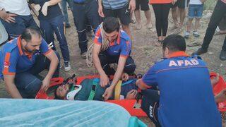Lice'de kayalıklardan düşüp yaralanan kişi hastaneye kaldırıldı