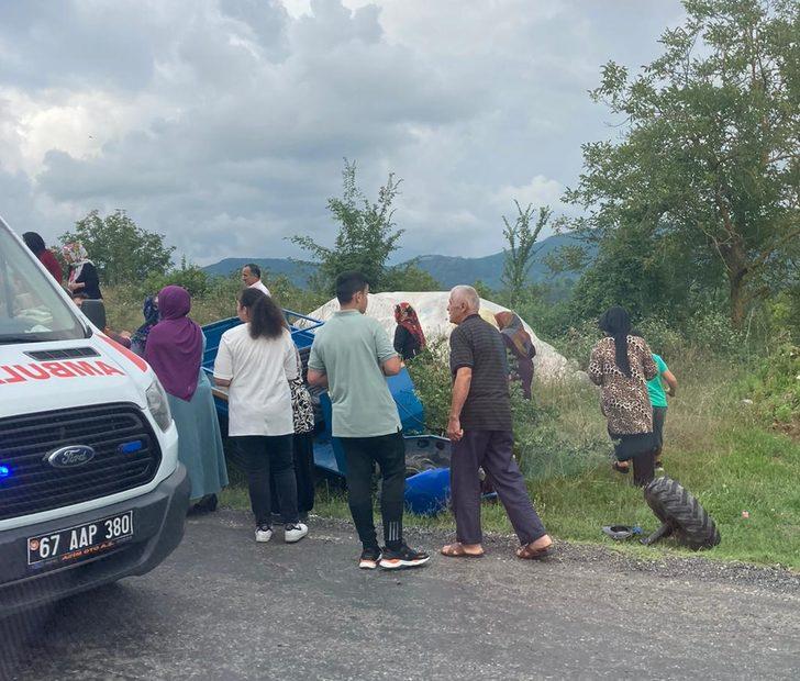 Zonguldak'ta devrilen tarım aracındaki 1 kişi öldü, 6 kişi yaralandı G2