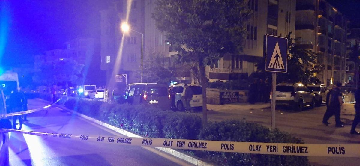 &Ccedil;orum'da polis otosuna ateş eden kişi vurularak etkisiz hale getirildi