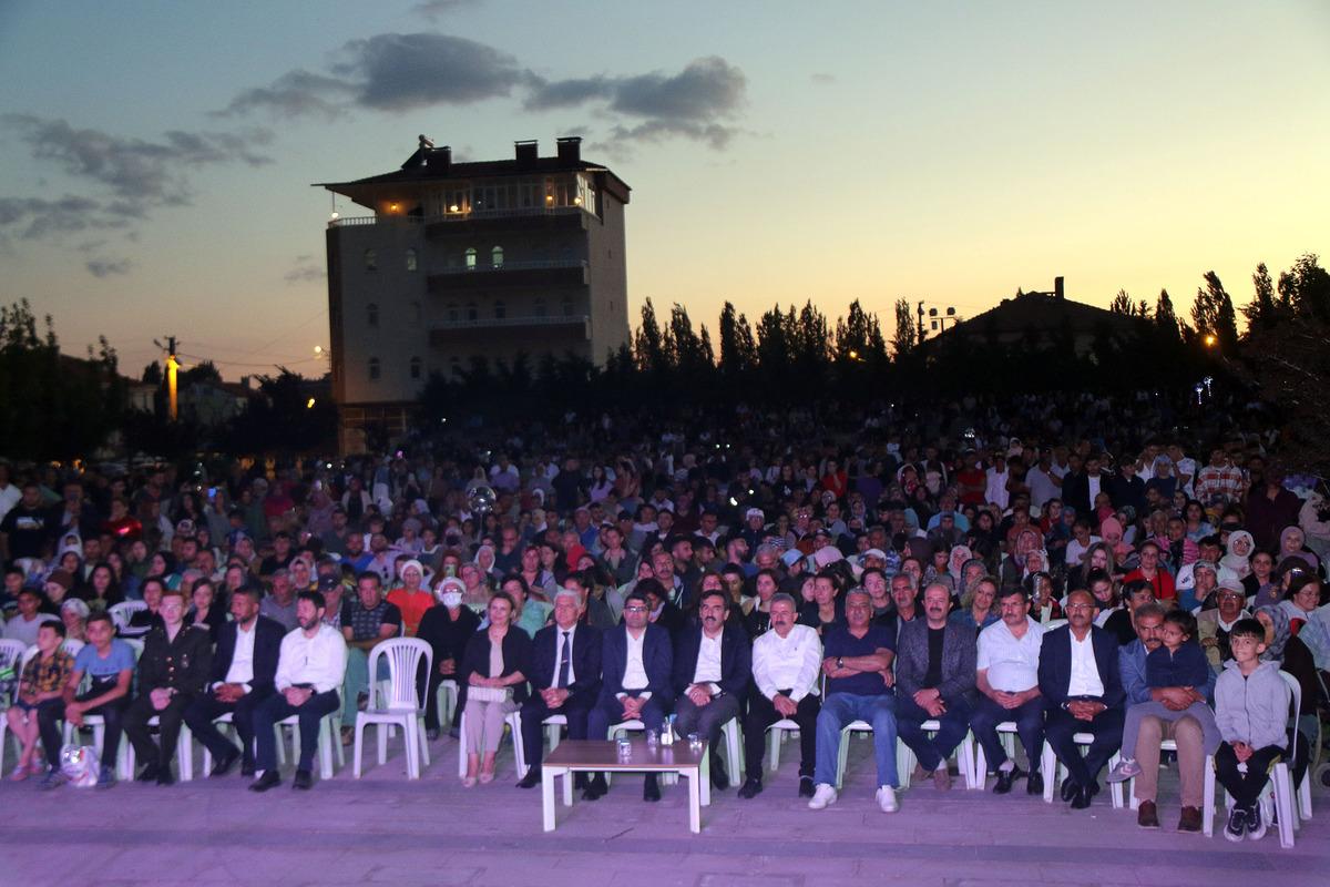 4. Aşık Veysel Emlek Aşıkları Festivali Sivas'ta sona erdi
