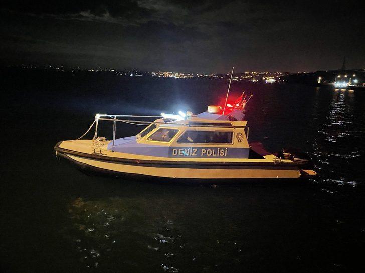 Sinop'ta bıçaklı kavgaya karışan kişi polisten yüzerek kaçmaya çalıştı G3