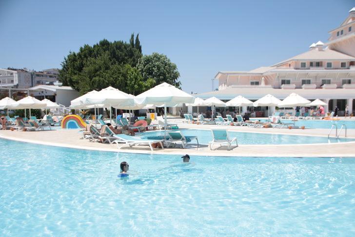 Antalya turizminde bayram tatili hareketliliği yaşanıyor G2