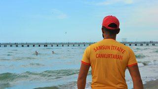 Samsun'da cankurtaranlar bu yaz 32 kişiyi boğulmaktan kurtardı