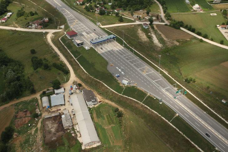 Bayram tatili dönüş rotasındaki Kocaeli'de helikopter destekli trafik denetimi G2