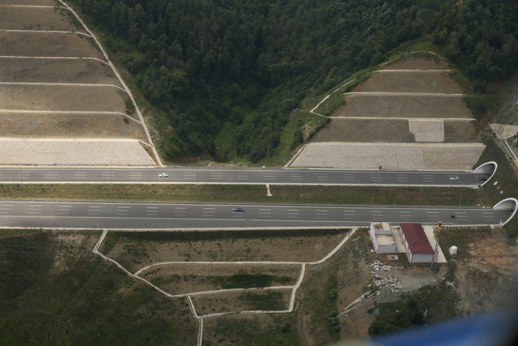 Bayram tatili dönüş rotasındaki Kocaeli'de helikopter destekli trafik denetimi G5