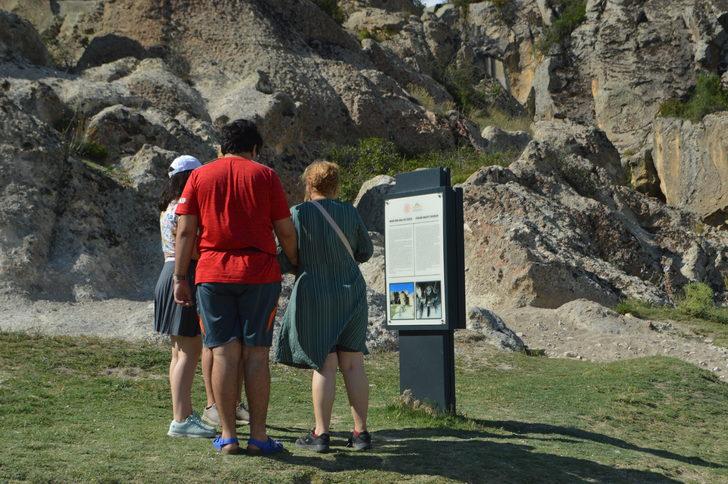 Tarihi Frig Vadisi'nde bayram hareketliliği yaşanıyor G2