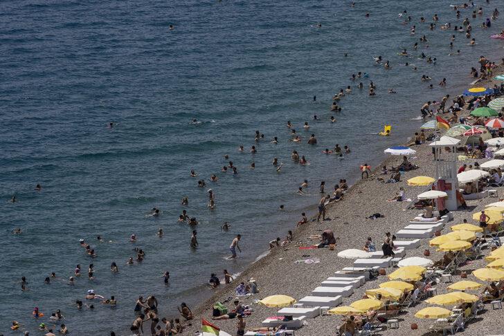 Antalya ve Muğla sahillerinde bayram tatili yoğunluğu sürüyor G1