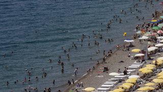 Antalya ve Muğla sahillerinde bayram tatili yoğunluğu sürüyor