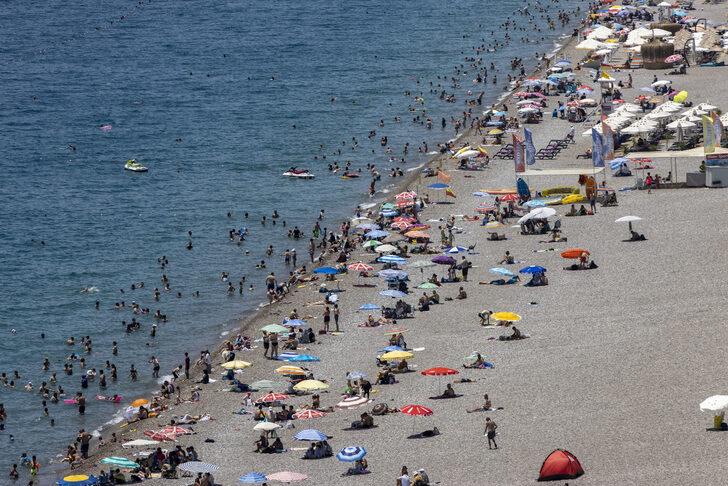 Antalya ve Muğla sahillerinde bayram tatili yoğunluğu sürüyor G2