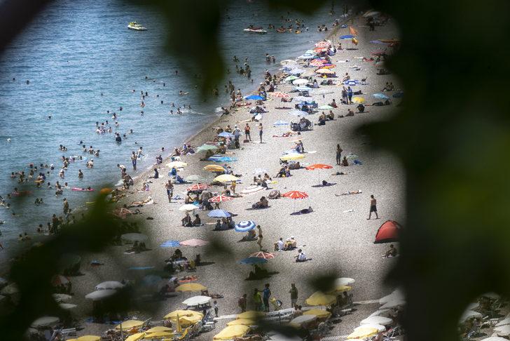 Antalya ve Muğla sahillerinde bayram tatili yoğunluğu sürüyor G5