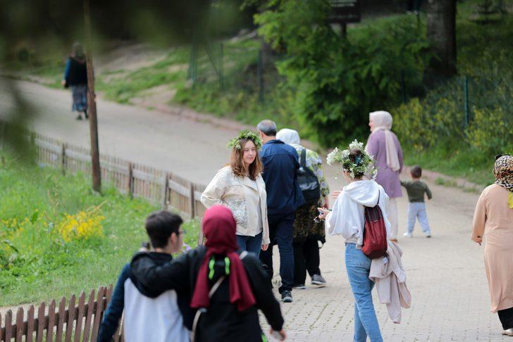 Gölcük Tabiat Parkı'nda bayram yoğunluğu yaşanıyor G3
