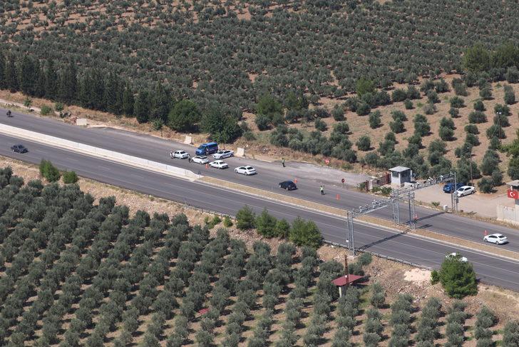Hatay'da trafik, bayram tatilinin son gününde havadan ve karadan denetlendi G3
