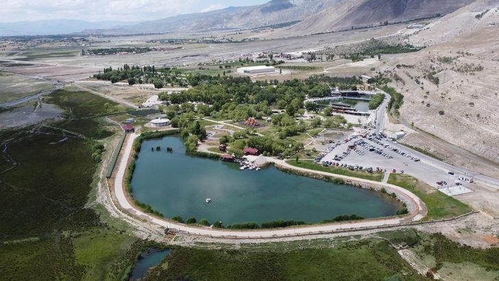 Erzincan'da Ekşisu mesire alanında bayram tatili yoğunluğu yaşanıyor G1