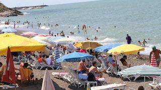 Akçakoca'da bayramın son gününde sahillerde yoğunluk oluştu