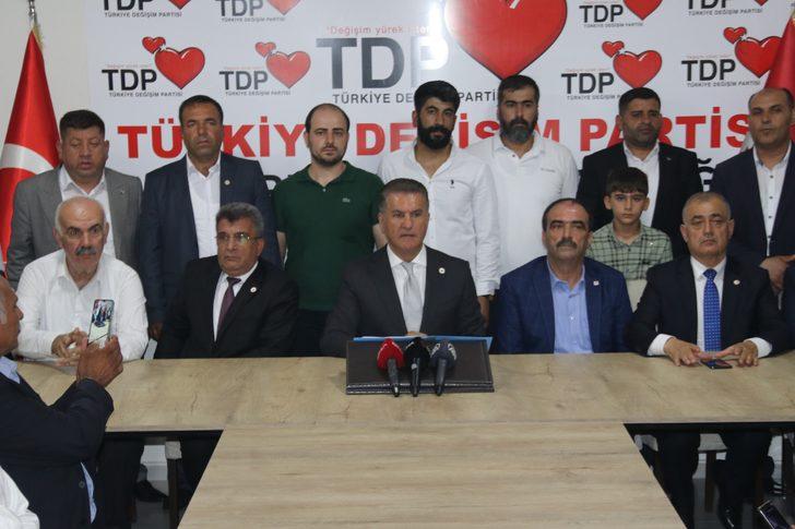 TDP Genel Başkanı Mustafa Sarıgül Diyarbakır'da partililerle bayramlaştı G1