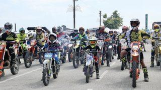 Sakarya'da sahilde Kum Enduro Yarışları yapıldı