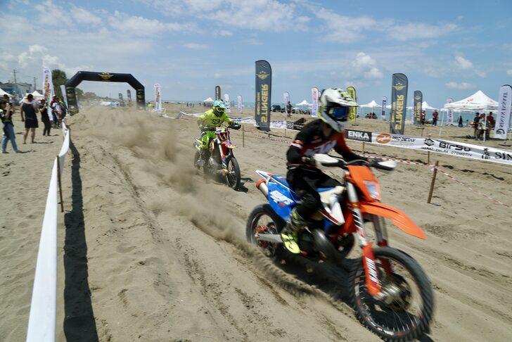 Sakarya'da sahilde Kum Enduro Yarışları yapıldı G3