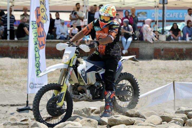 Sakarya'da sahilde Kum Enduro Yarışları yapıldı G5