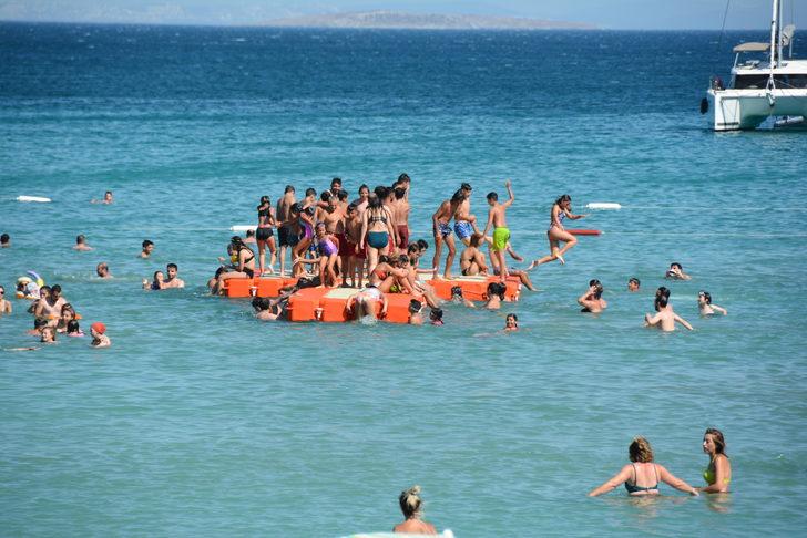 Didim'de bayramın son gününde de plajlarda yoğunluk devam etti G2